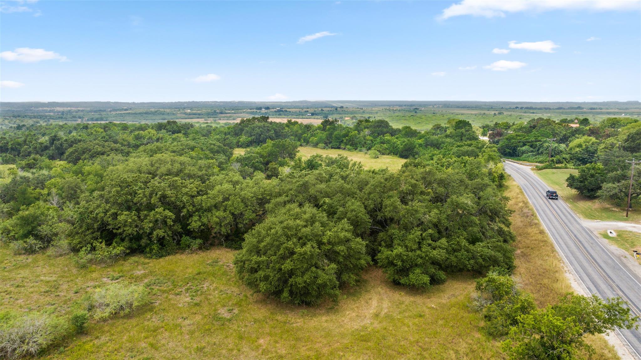 3575 Westwood Rd, Lockhart, TX 78644