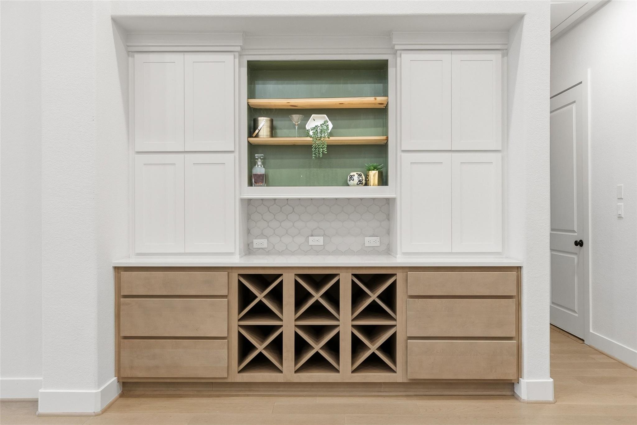 205 Quiet Oak Rd, San Marcos, TX 78666