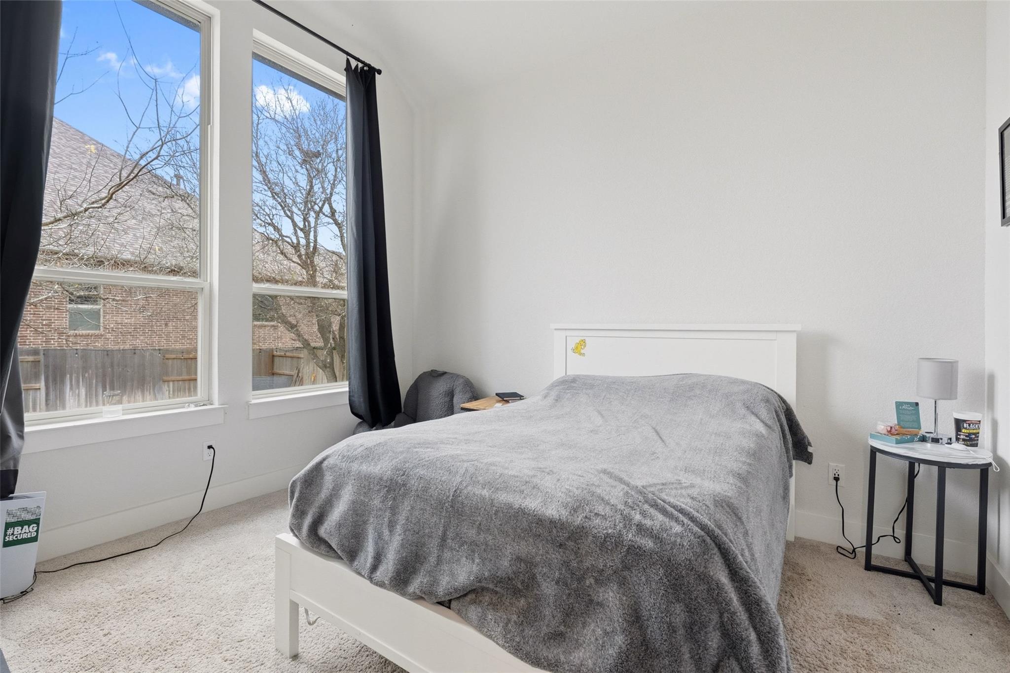 205 Quiet Oak Rd, San Marcos, TX 78666