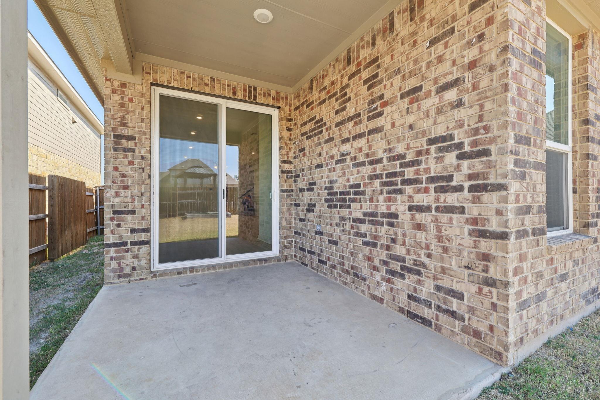 1024 Bear Track Loop, Georgetown, TX 78628