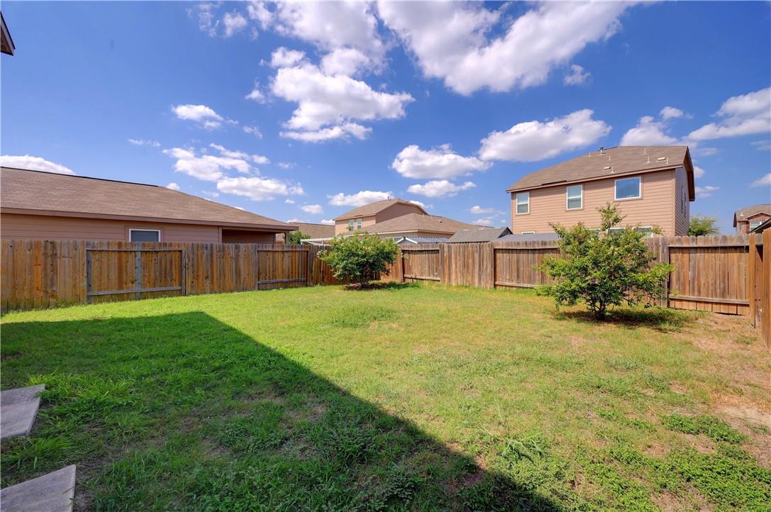 1428 Breanna Ln, Kyle, TX 78640