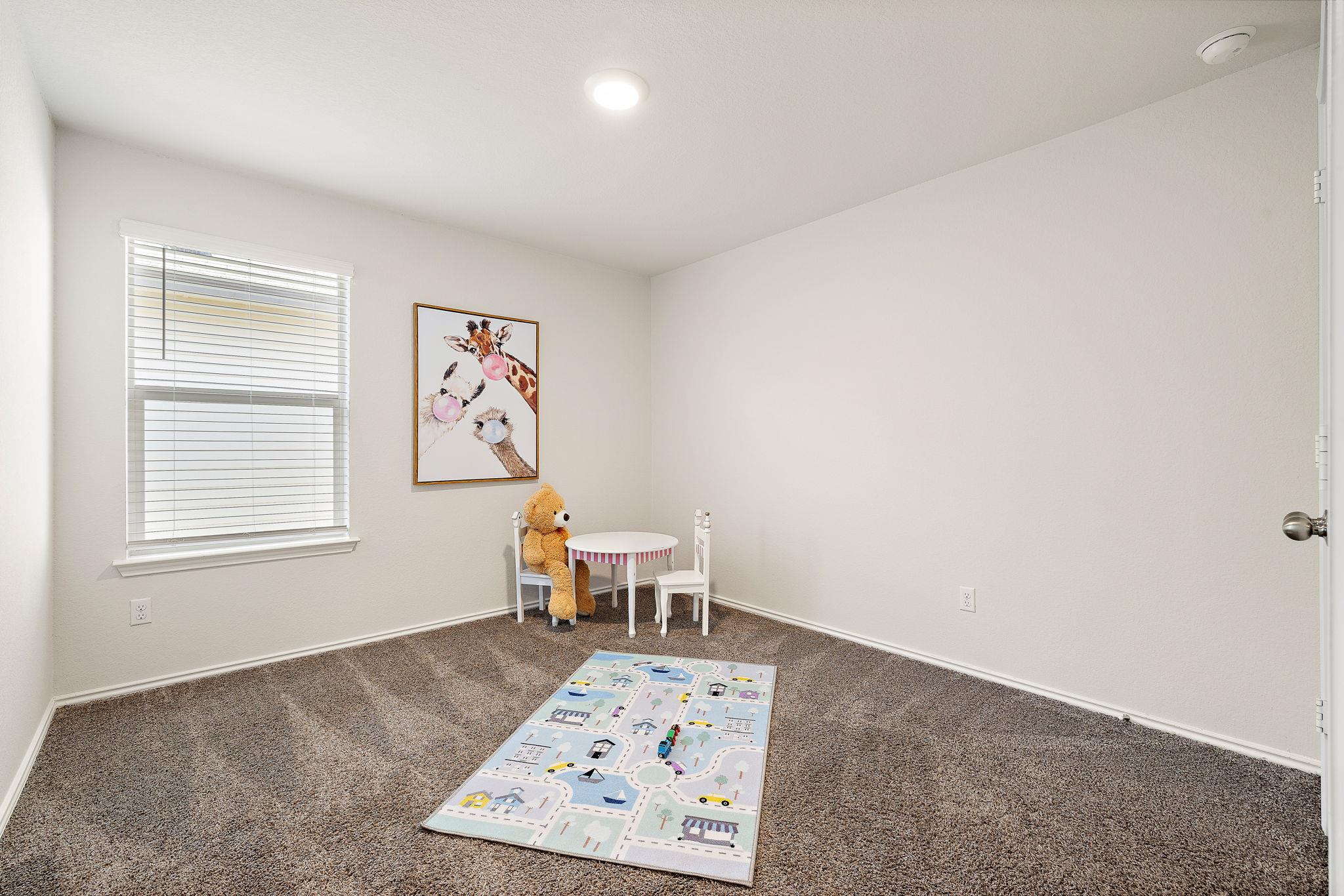 1944 T H Johnson Dr, Taylor, TX 76574