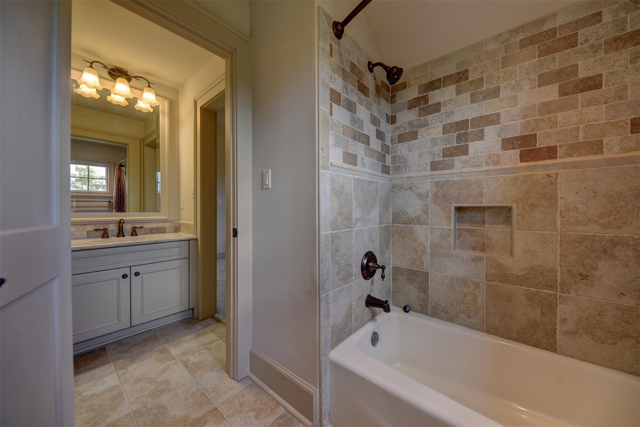 7157 FM 1697, Carmine, TX 78932