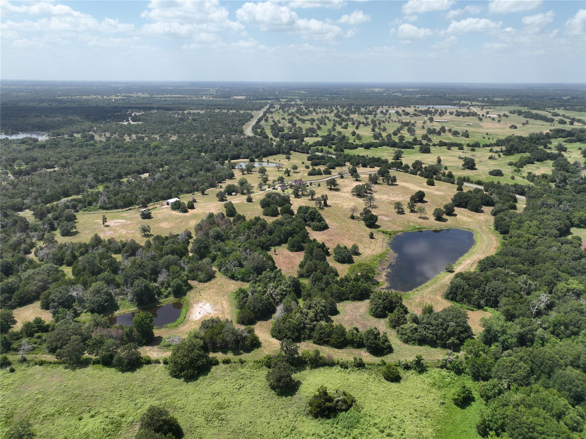 7157 FM 1697, Carmine, TX 78932