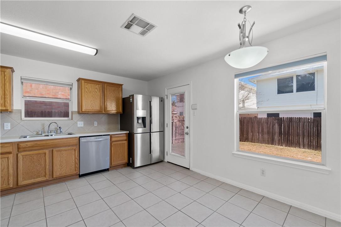 1533 Lorson Loop, Round Rock, TX 78665