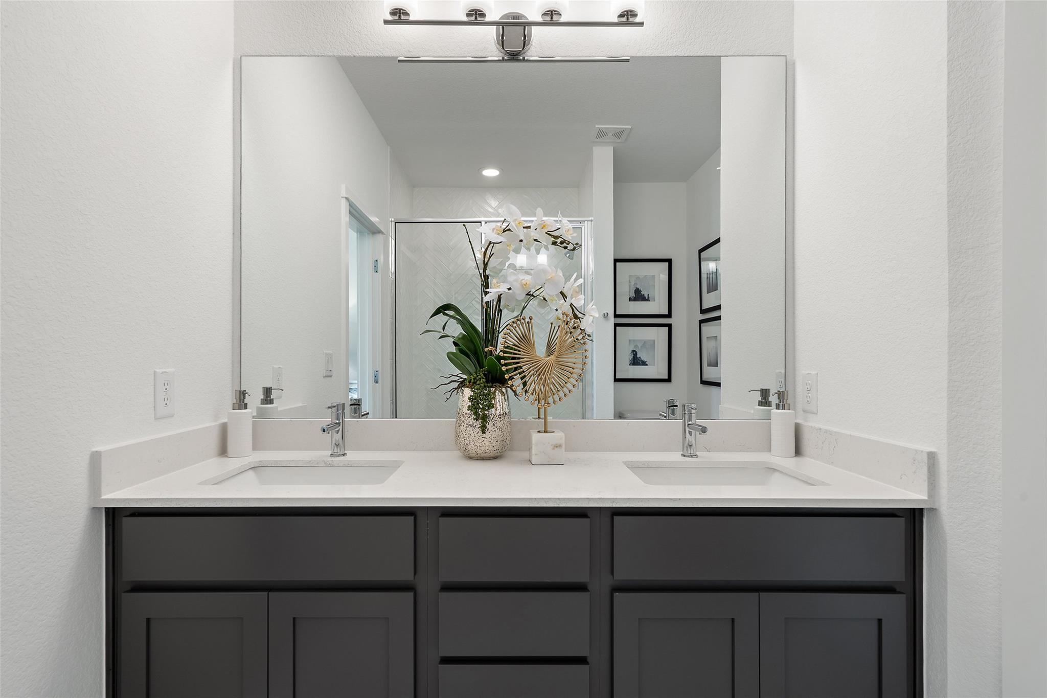 529A Burlington Dr, Buda, TX 78610