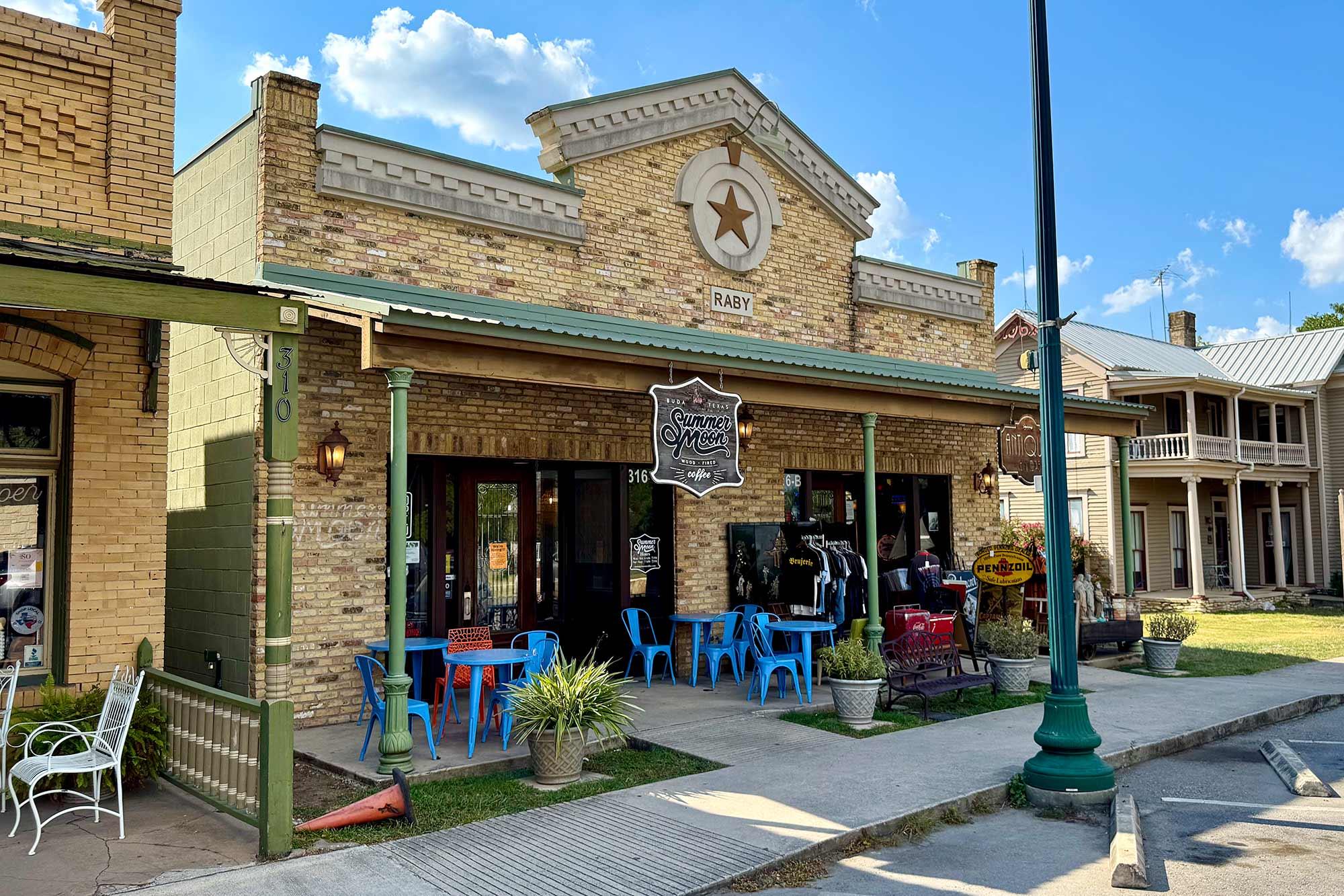 529A Burlington Dr, Buda, TX 78610