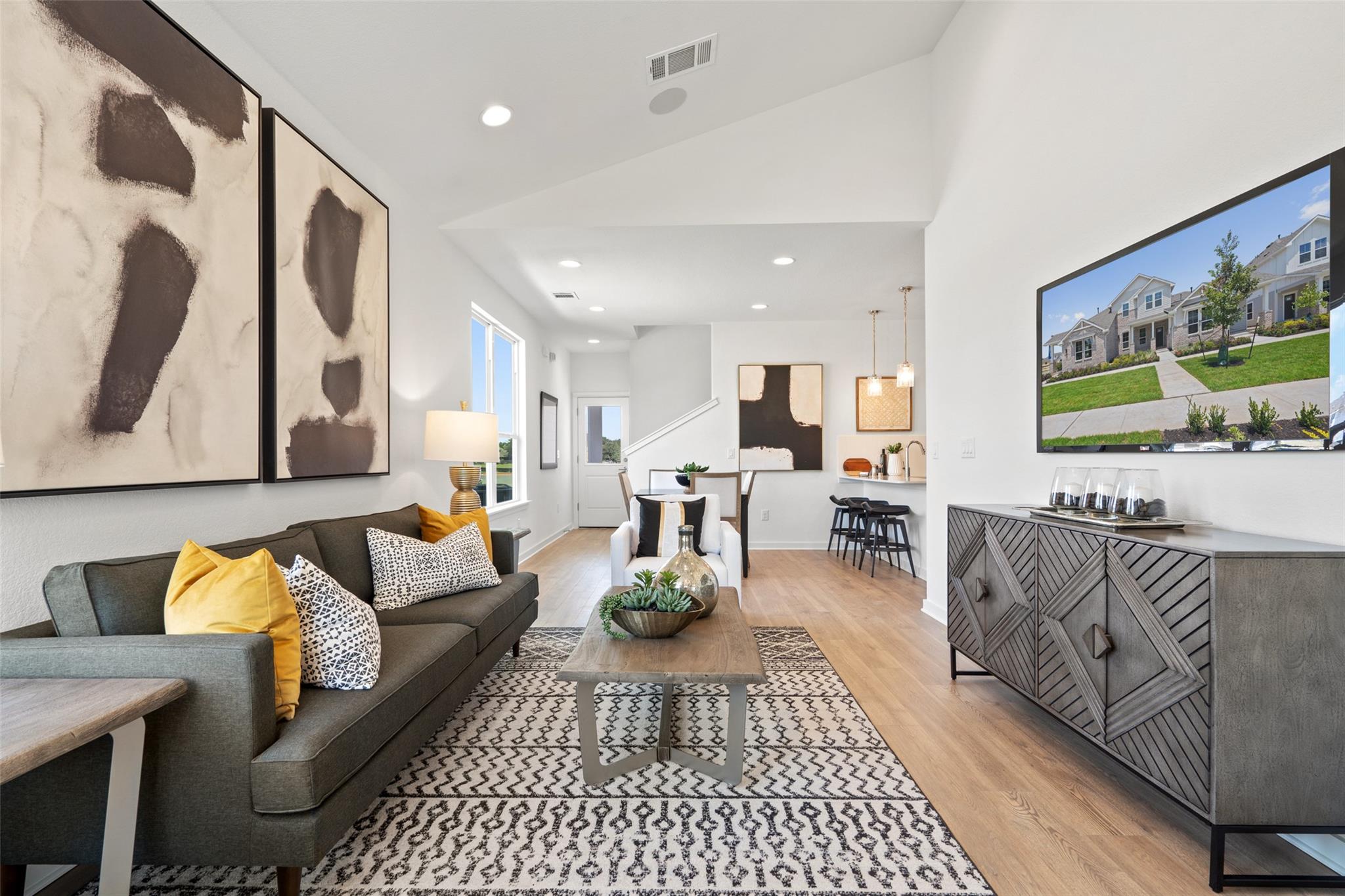 529A Burlington Dr, Buda, TX 78610