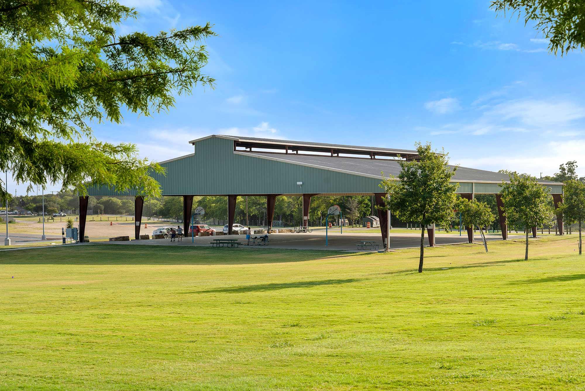 529A Burlington Dr, Buda, TX 78610