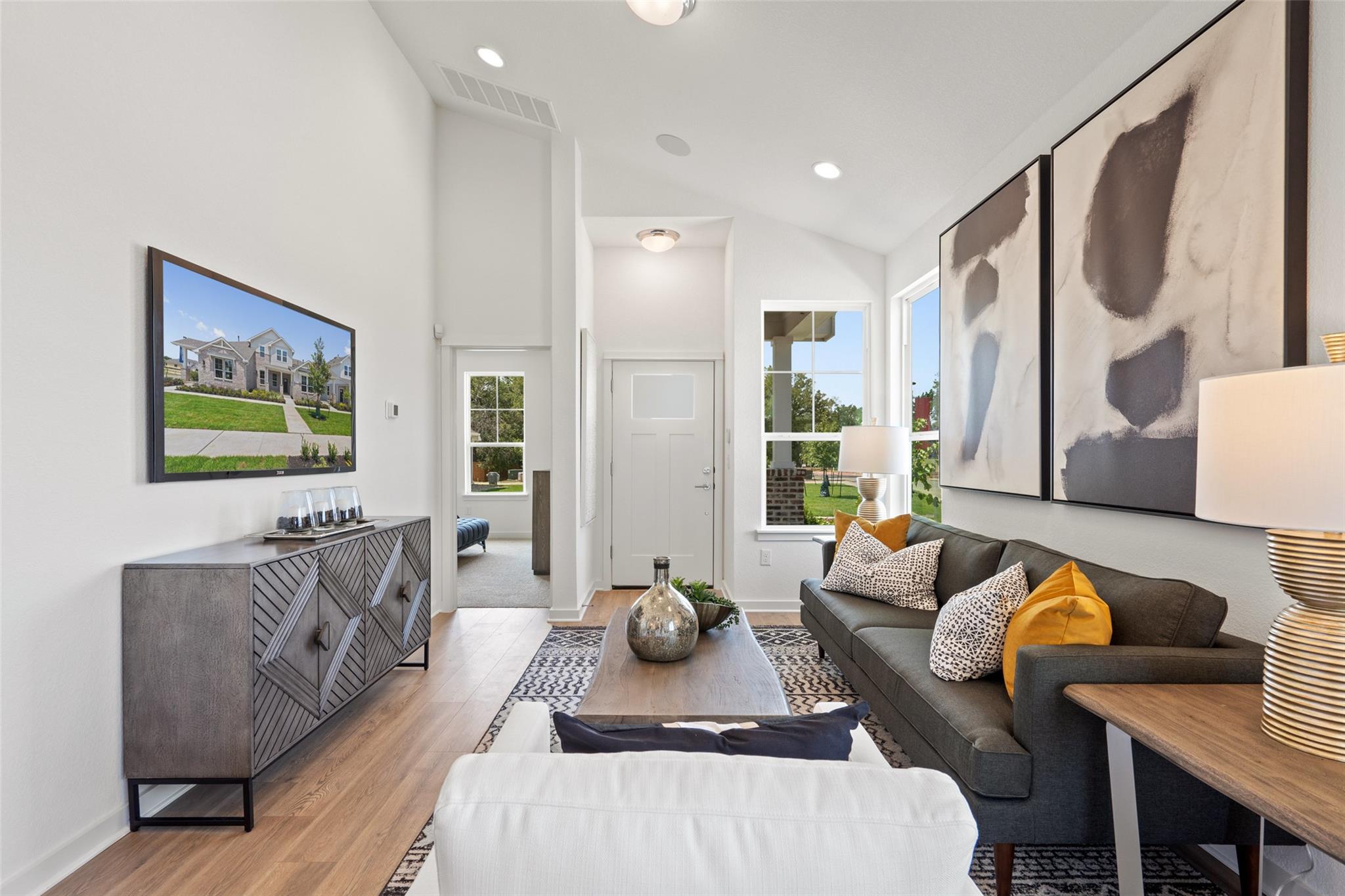 529A Burlington Dr, Buda, TX 78610