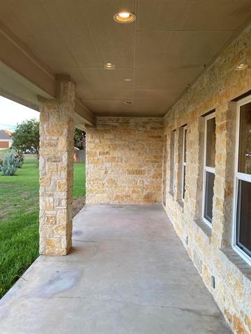 127 Turkey Run, Meadowlakes, TX 78654