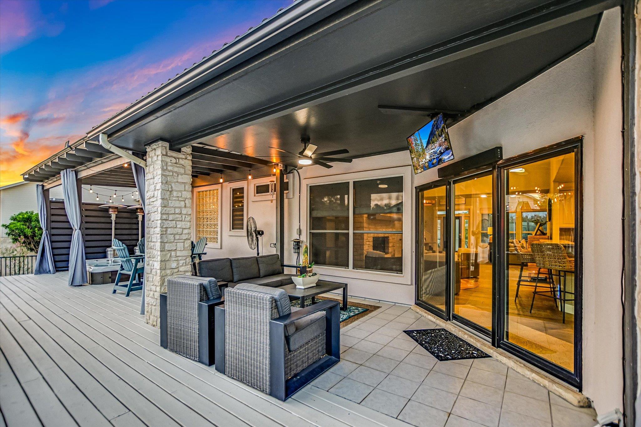 800 Western Bit, Horseshoe Bay, TX 78657