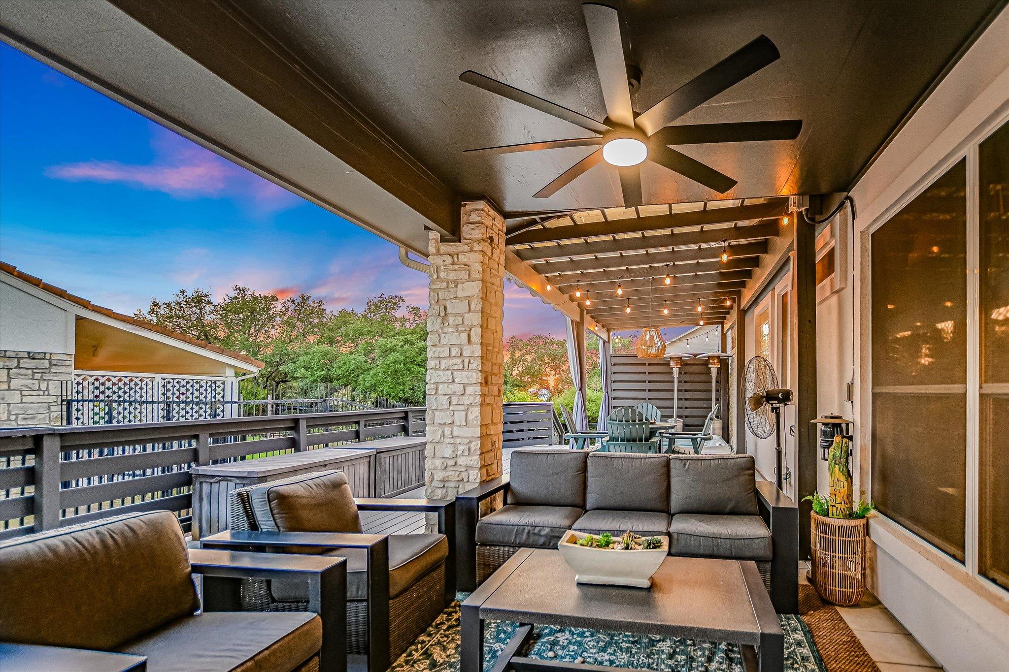 800 Western Bit, Horseshoe Bay, TX 78657