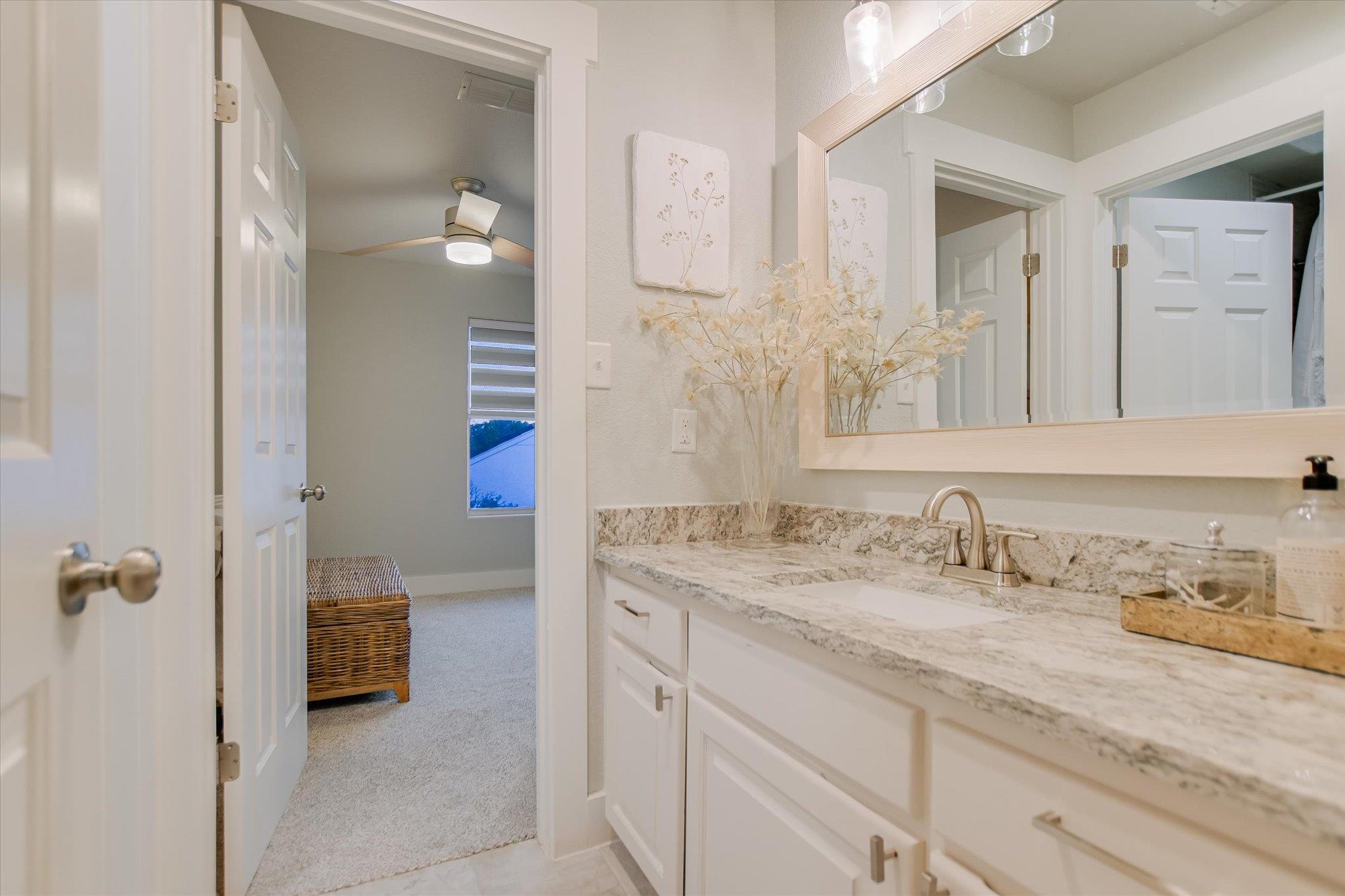 800 Western Bit, Horseshoe Bay, TX 78657