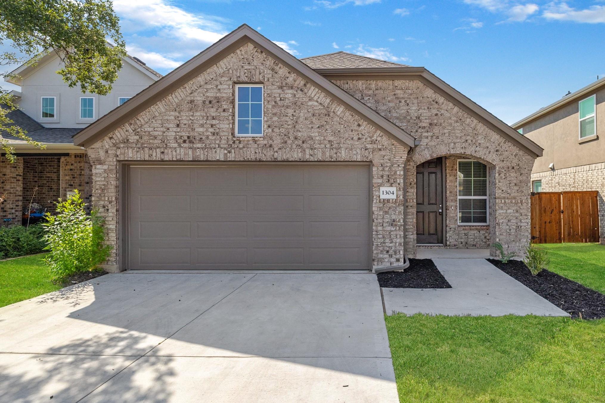 1304 Salt Lick Dr, Georgetown, TX 78633