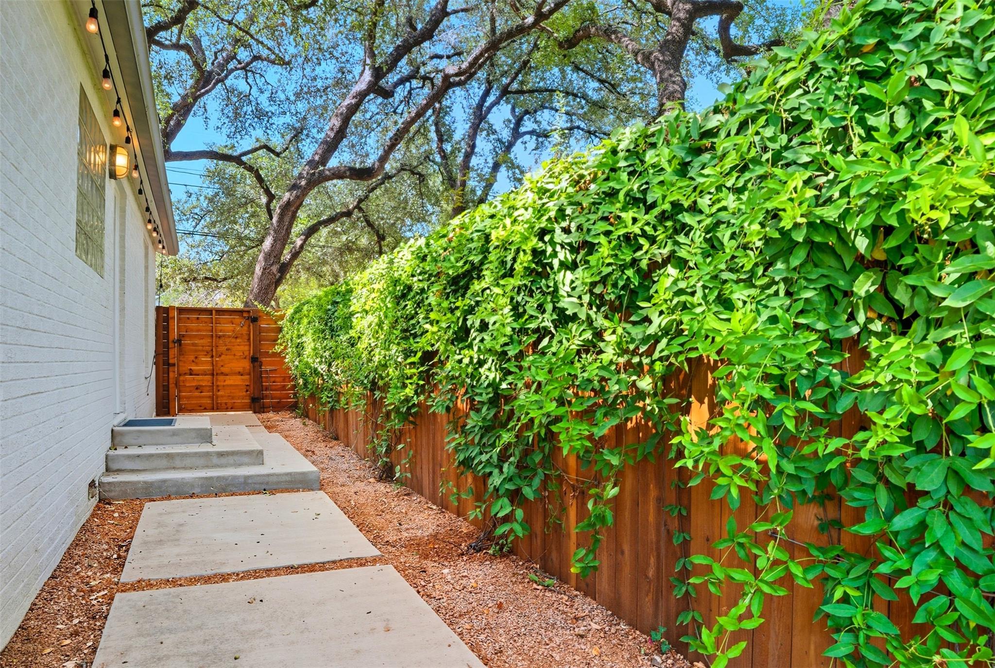 1608 Morgan Ln, Austin, TX 78704