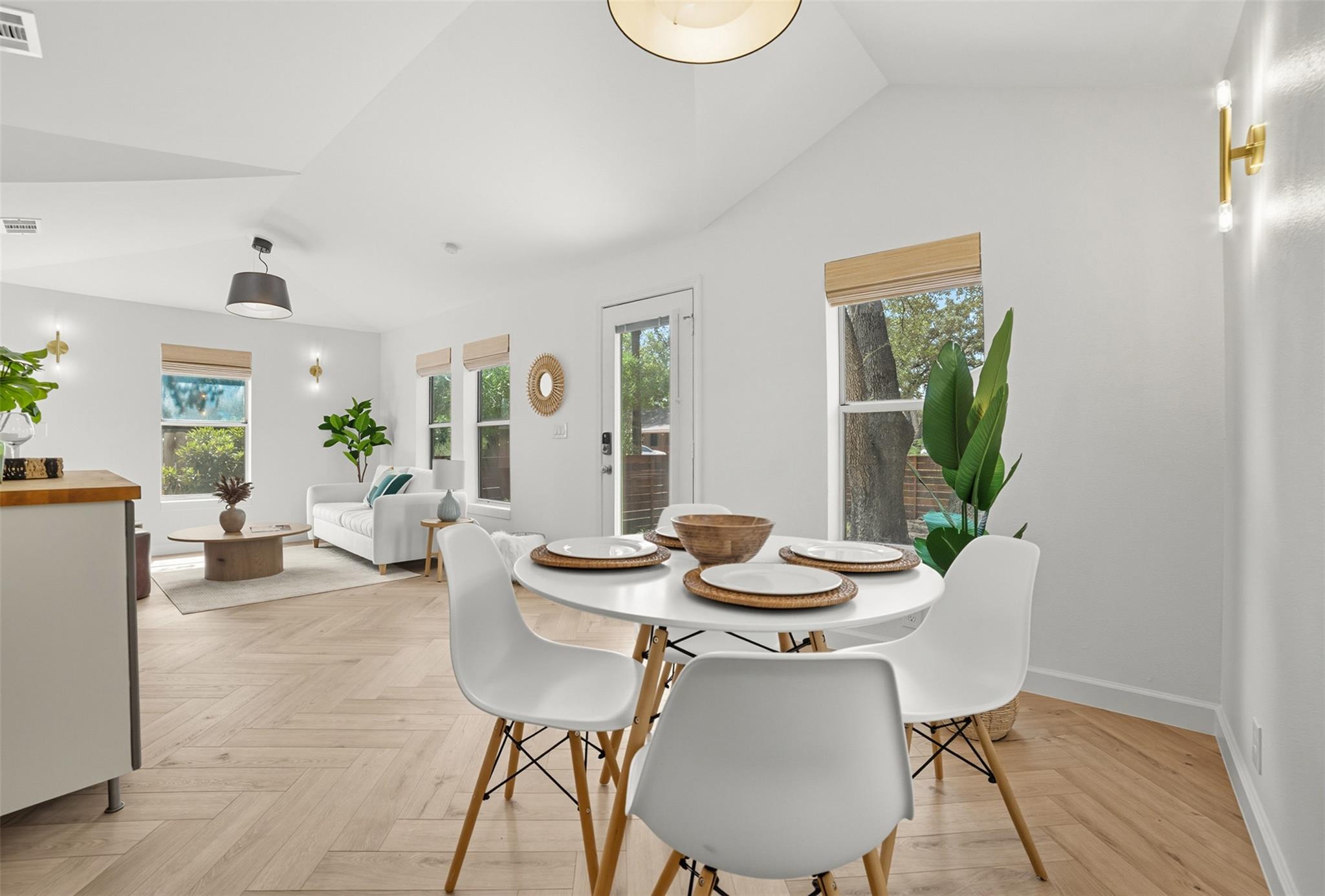 1608 Morgan Ln, Austin, TX 78704