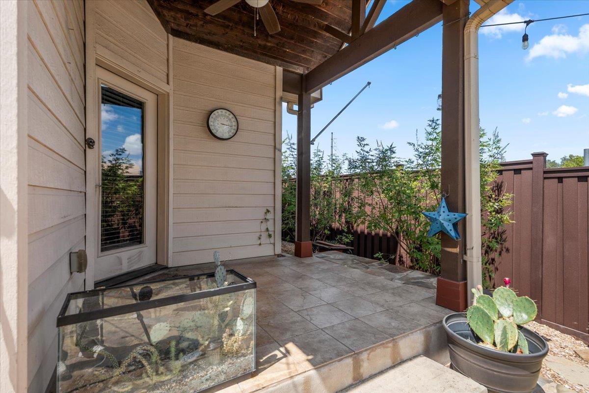 13904 Ashton Woods Cir # 24, Austin, TX 78727