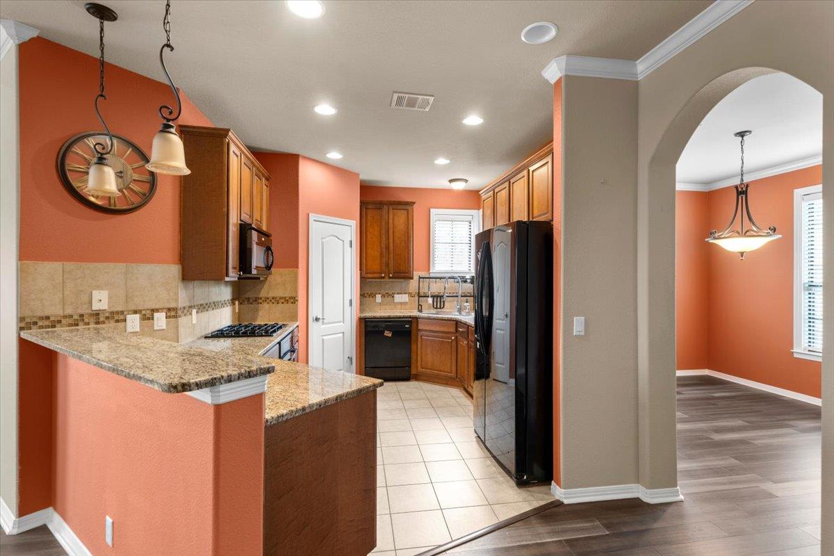 13904 Ashton Woods Cir # 24, Austin, TX 78727