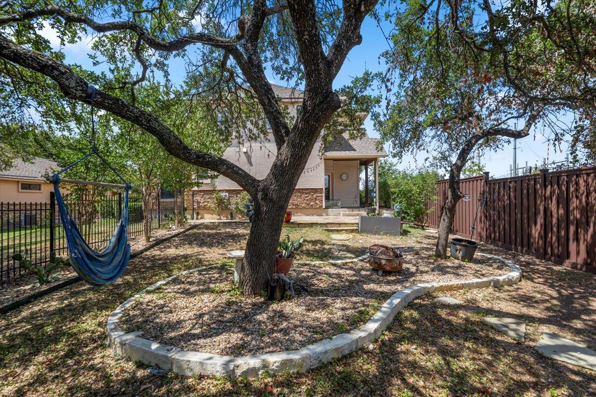 13904 Ashton Woods Cir # 24, Austin, TX 78727