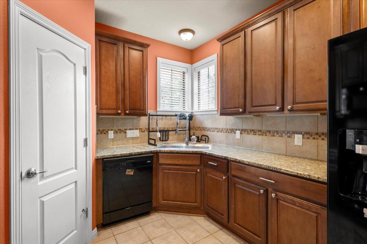 13904 Ashton Woods Cir # 24, Austin, TX 78727