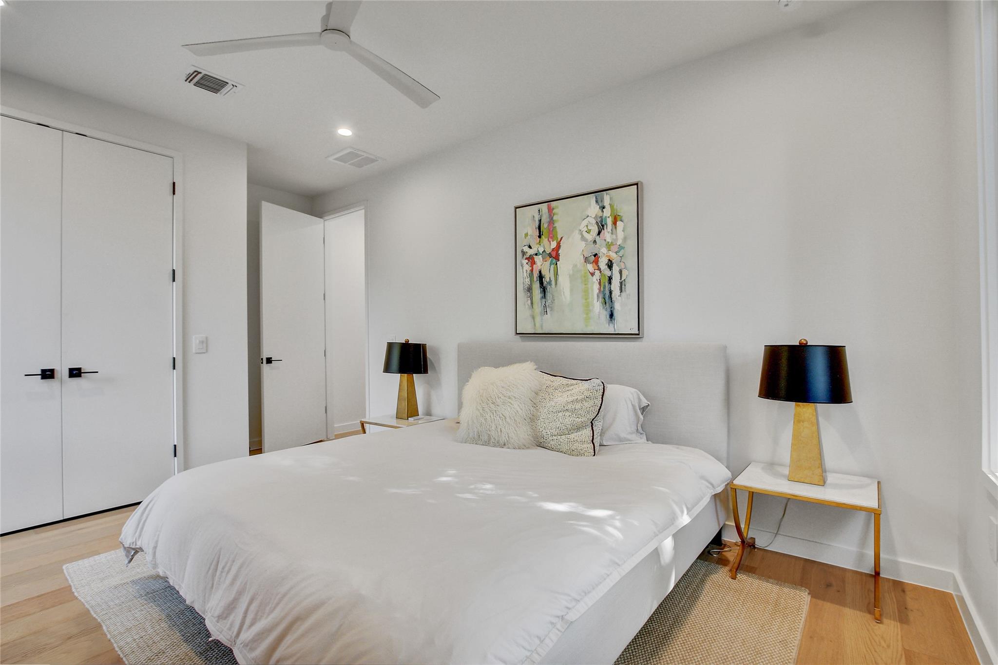 2006 Ford St, Austin, TX 78704