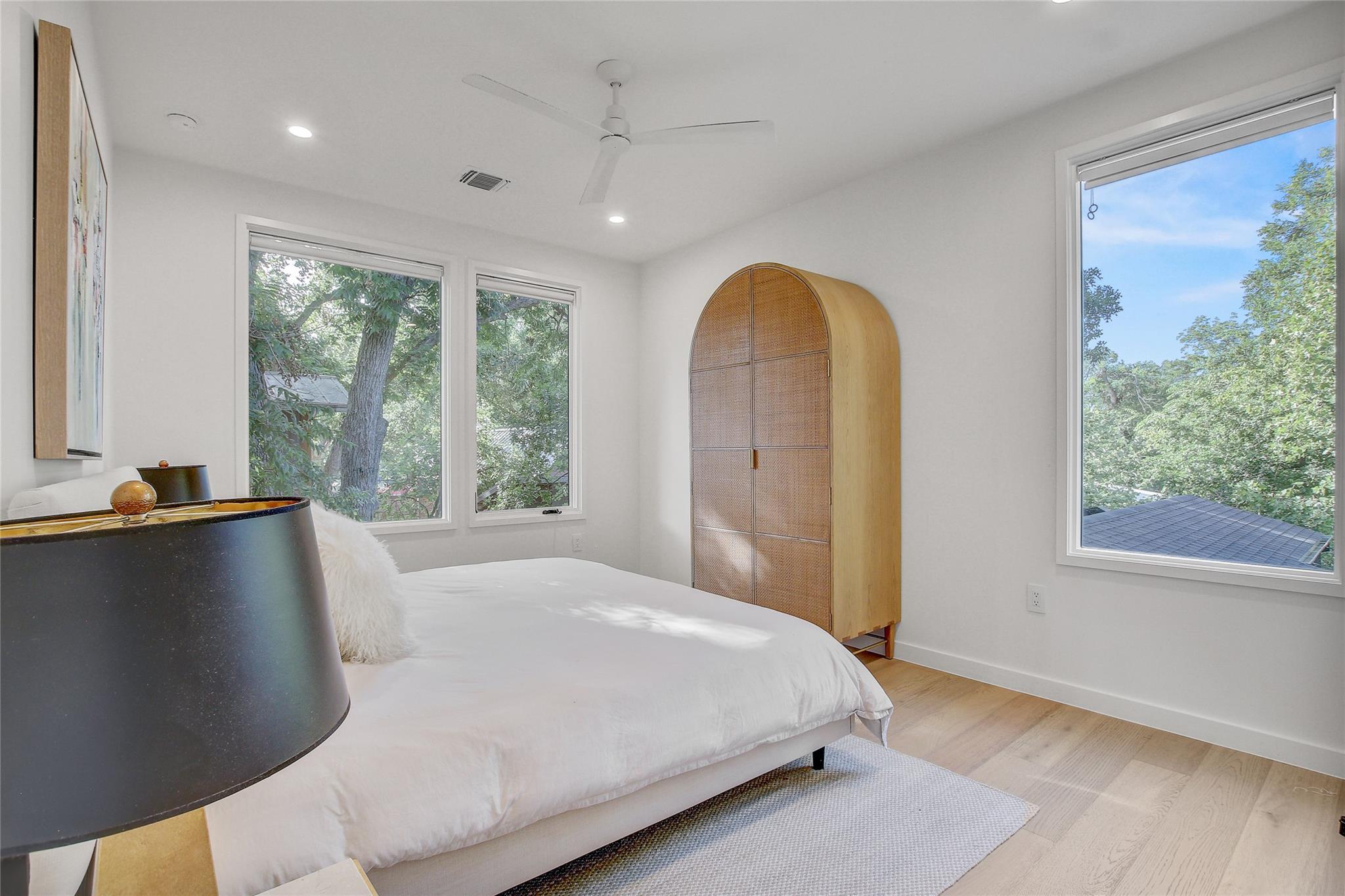 2006 Ford St, Austin, TX 78704