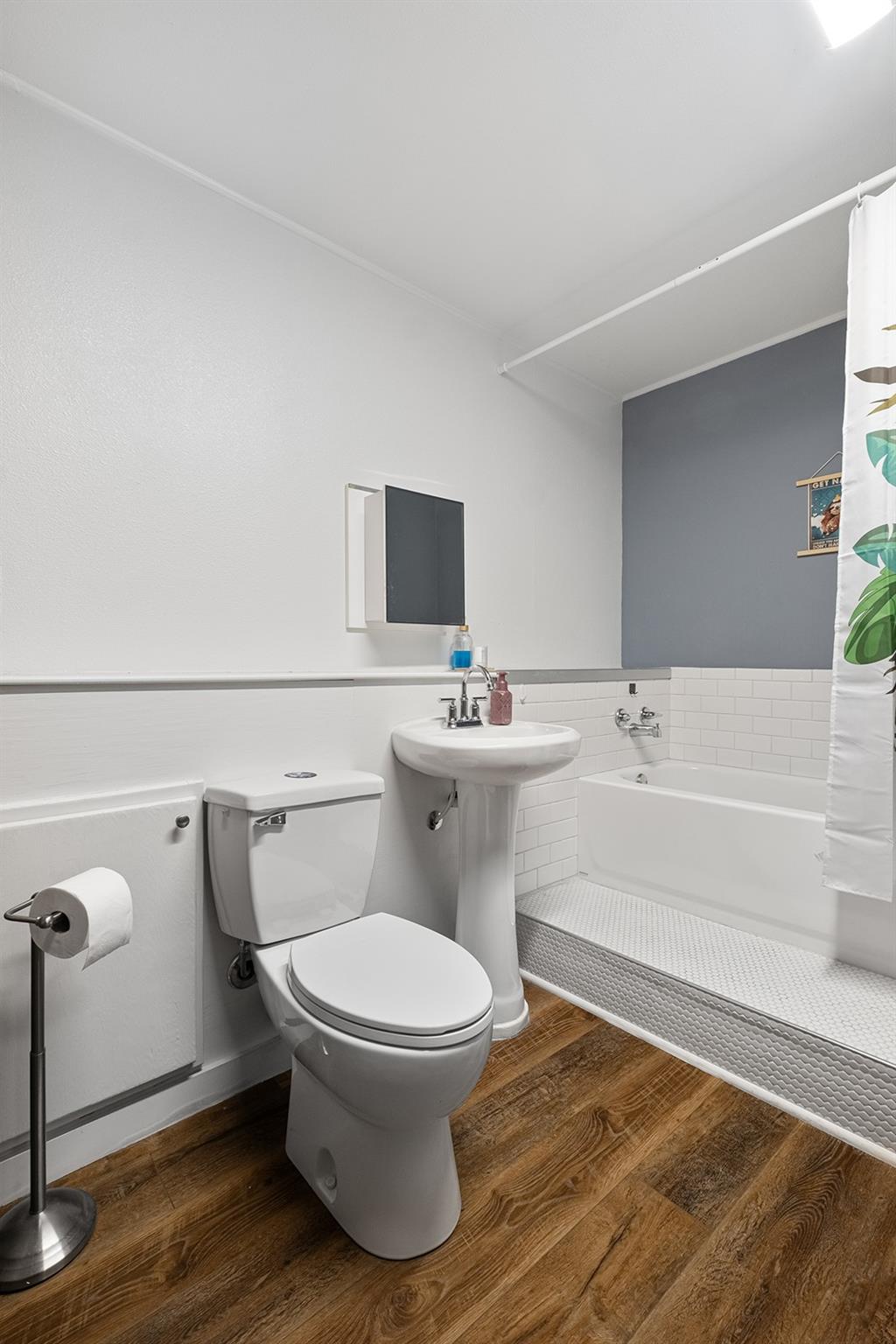 142 Zimmerhanzel Rd, Flatonia, TX 78941