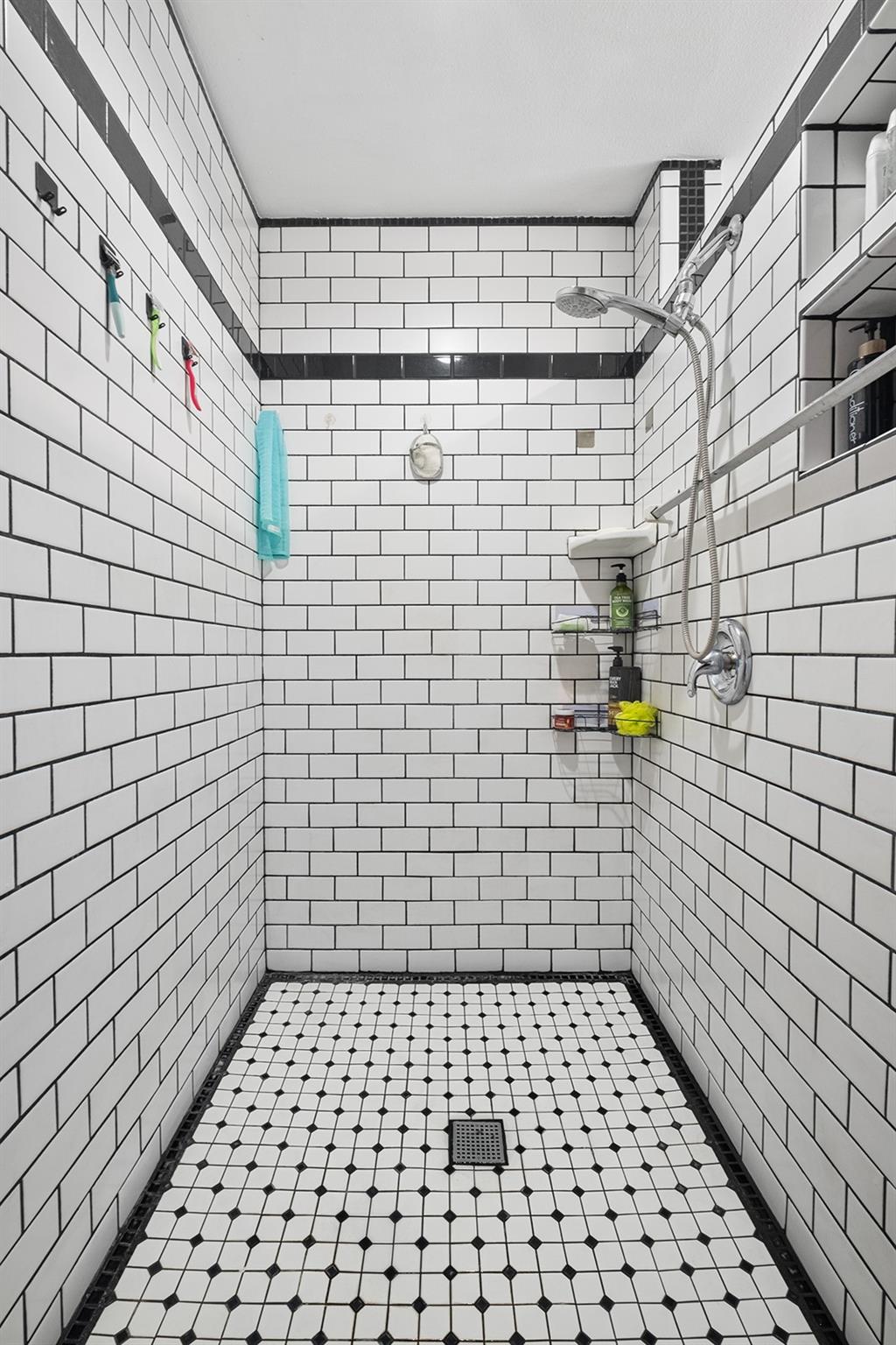 142 Zimmerhanzel Rd, Flatonia, TX 78941