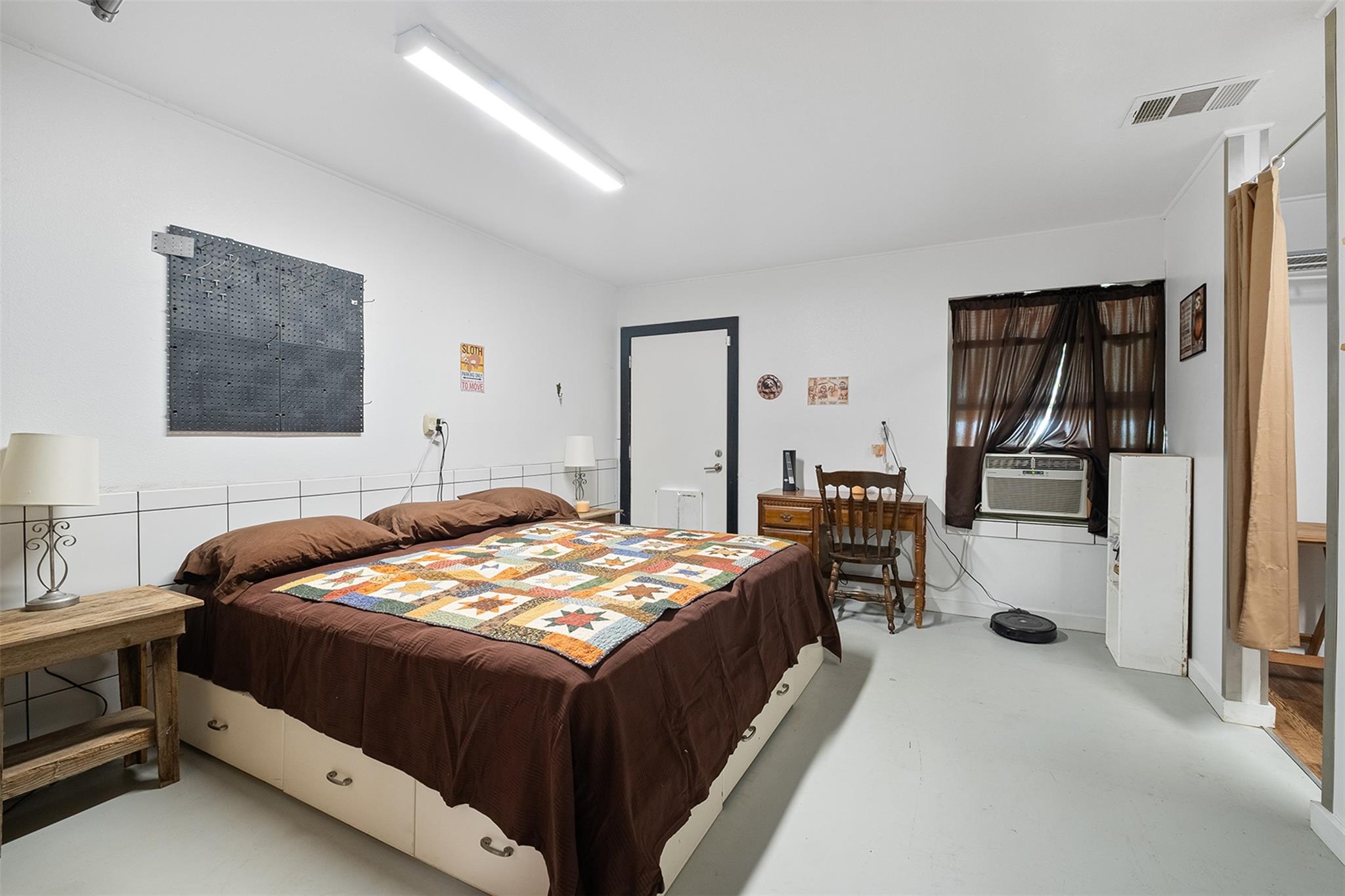 142 Zimmerhanzel Rd, Flatonia, TX 78941