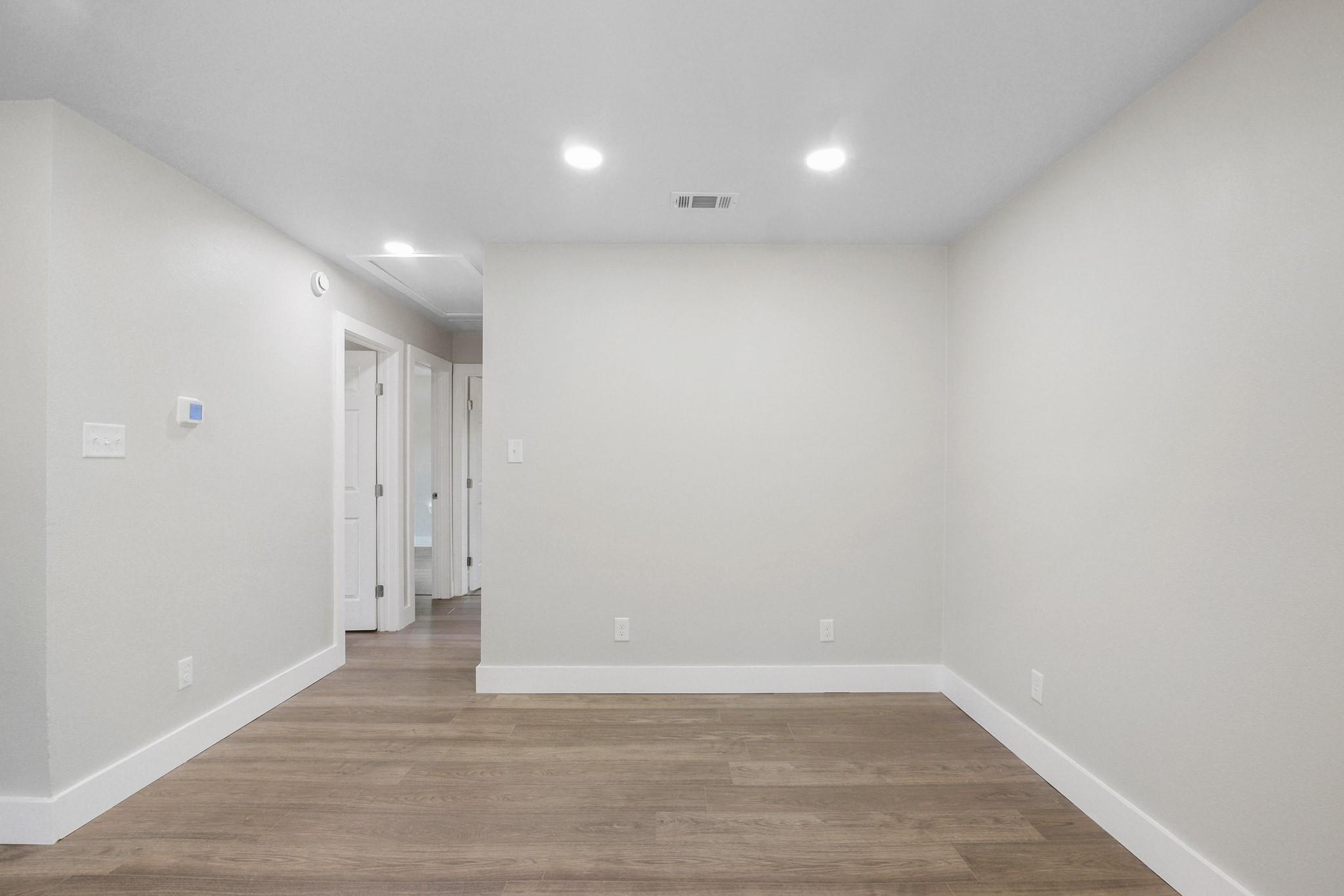 713 Burkett St, Taylor, TX 76574