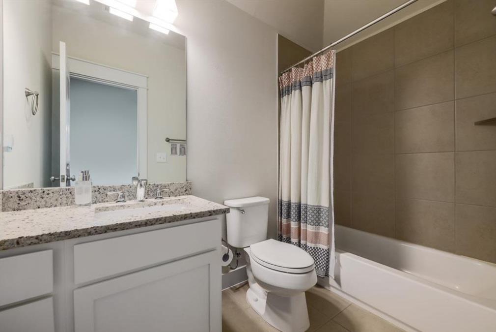 13501 Metric Blvd # 16, Austin, TX 78727
