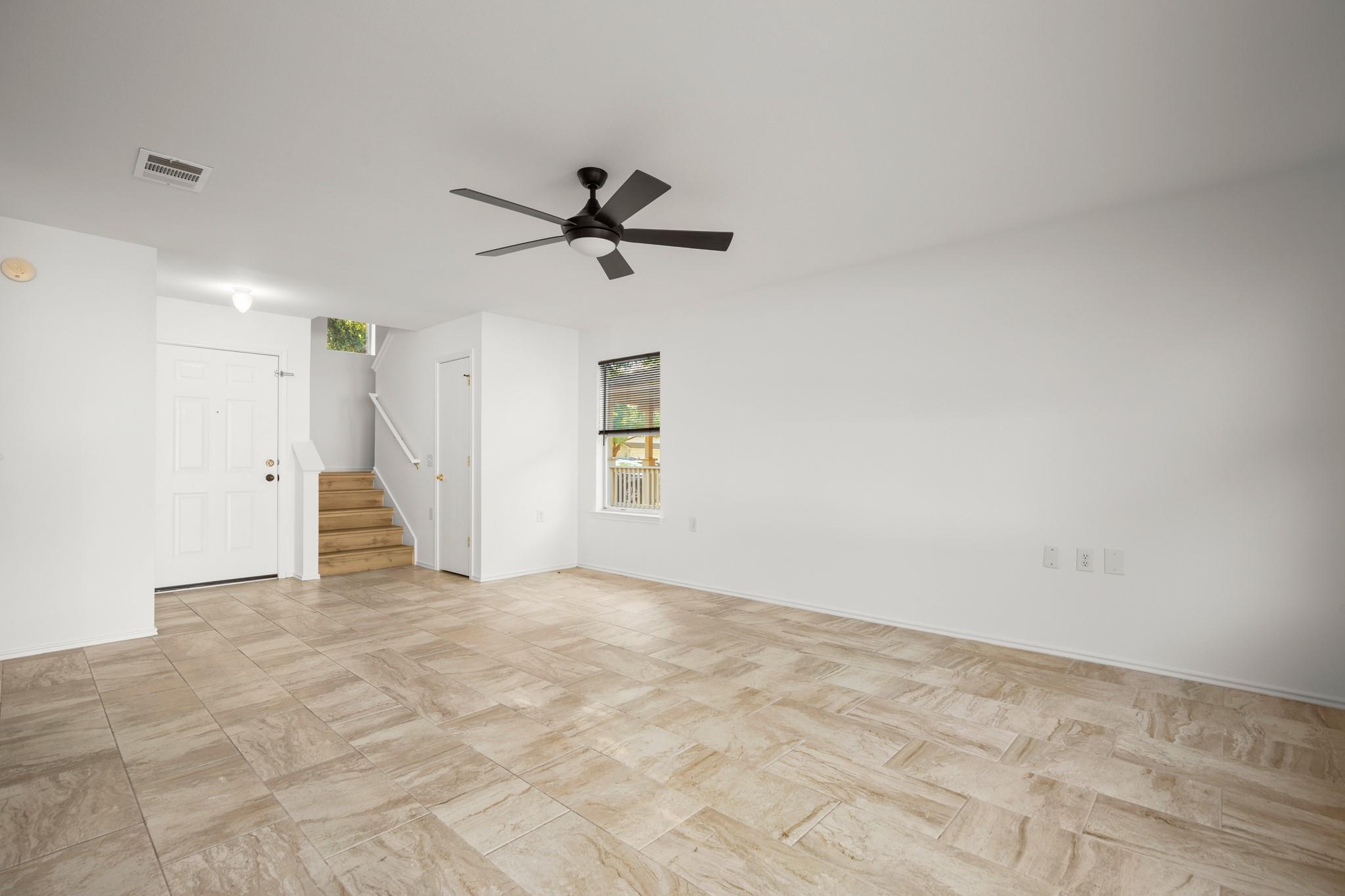 11302 Robert Wooding Dr, Austin, TX 78748