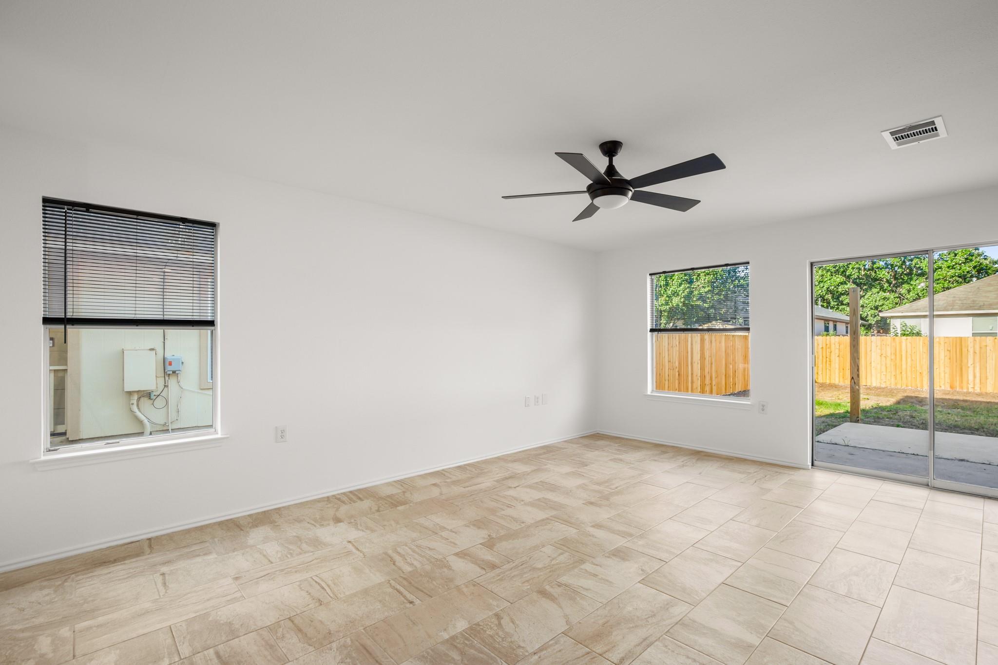 11302 Robert Wooding Dr, Austin, TX 78748