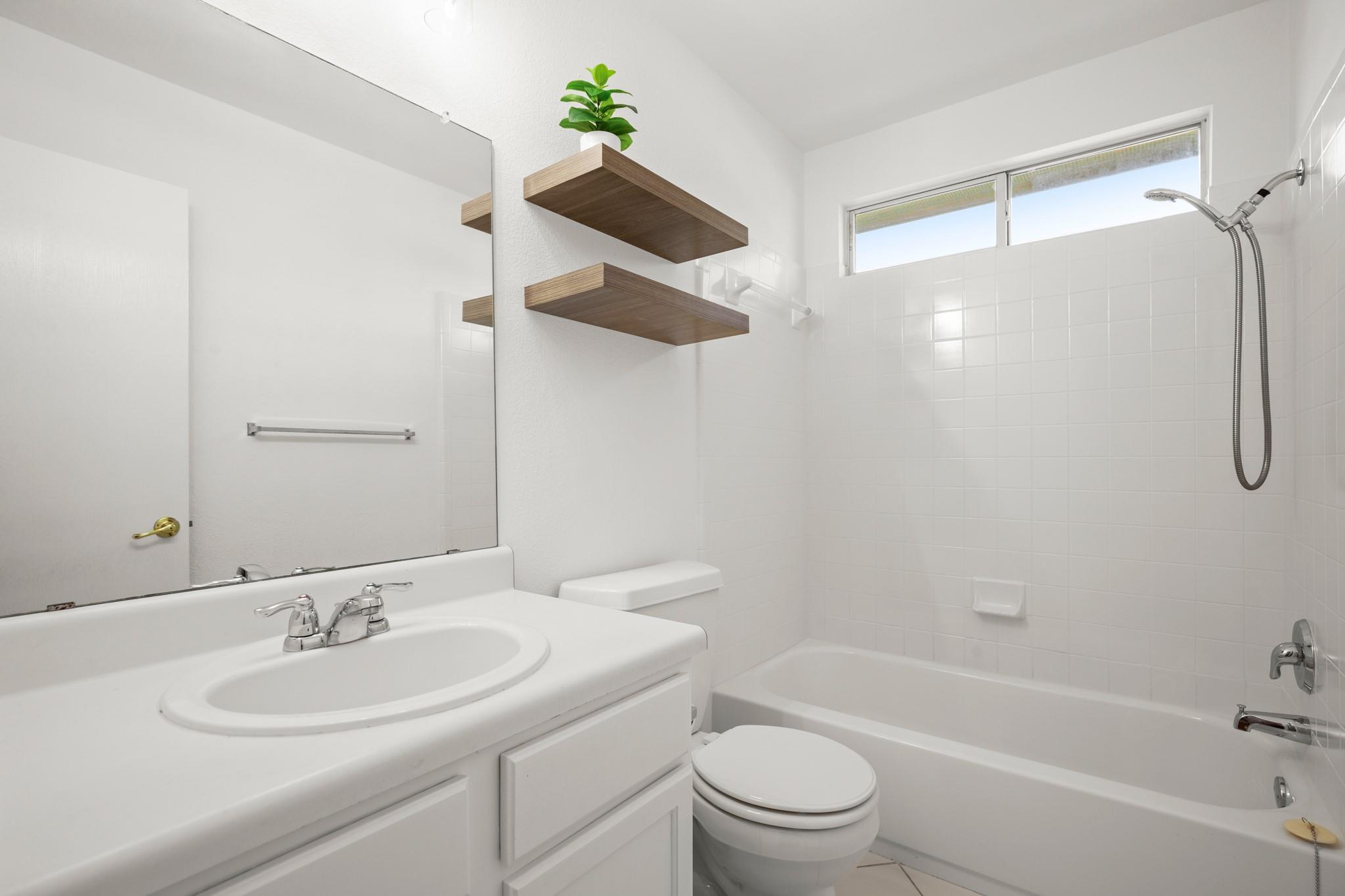 11302 Robert Wooding Dr, Austin, TX 78748