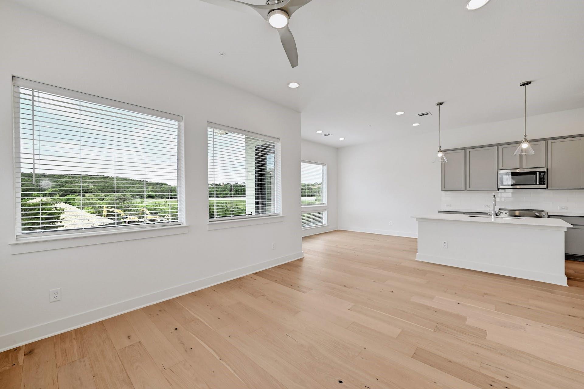 2050 Lohmans Spur # 1801, Lakeway, TX 78734