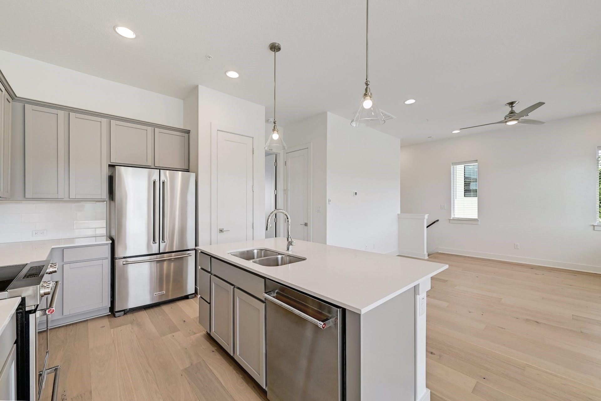 2050 Lohmans Spur # 1801, Lakeway, TX 78734