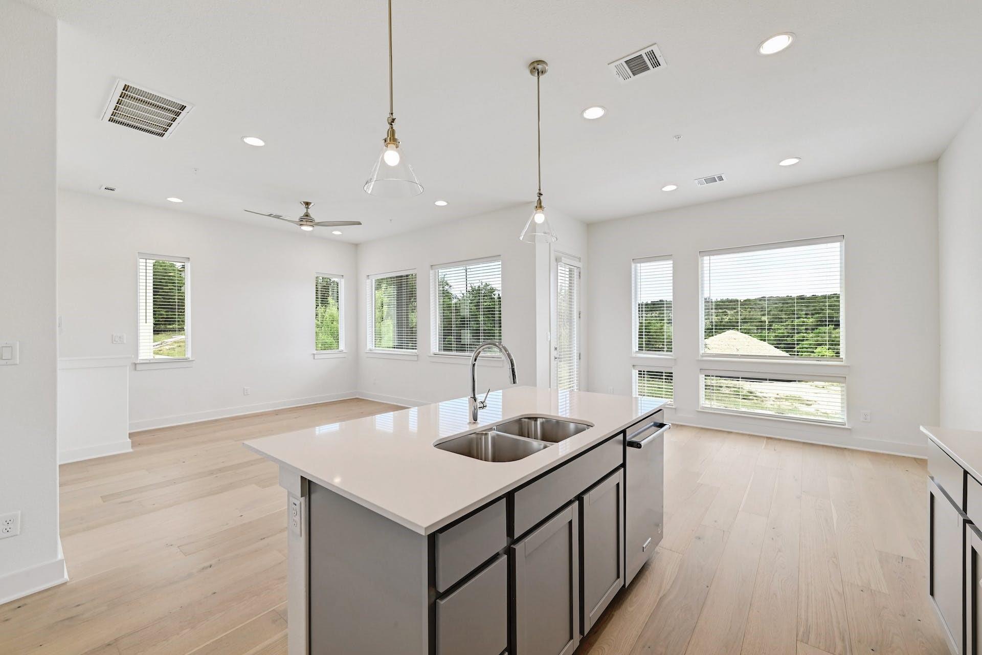 2050 Lohmans Spur # 1801, Lakeway, TX 78734