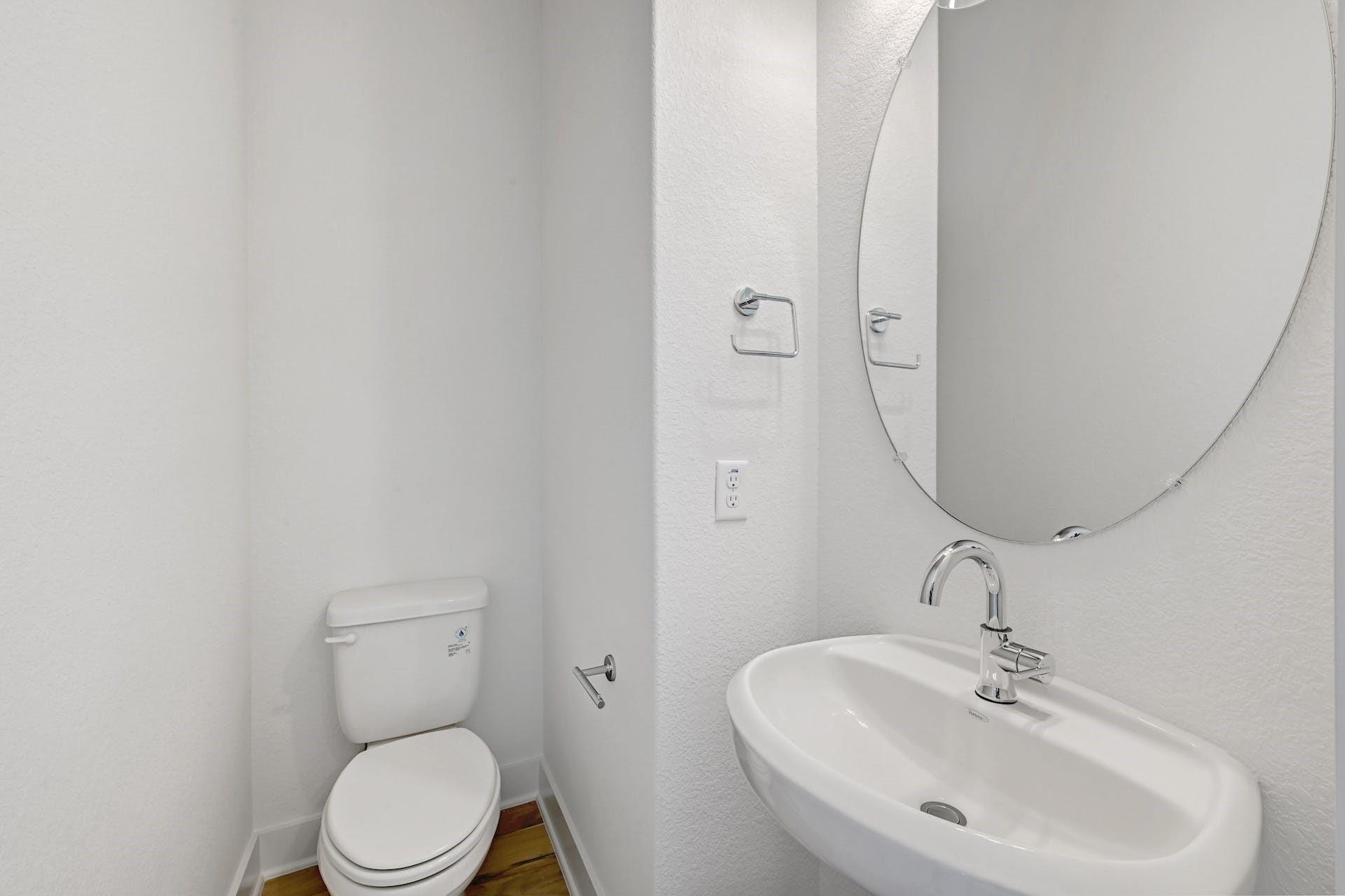 2050 Lohmans Spur # 1801, Lakeway, TX 78734