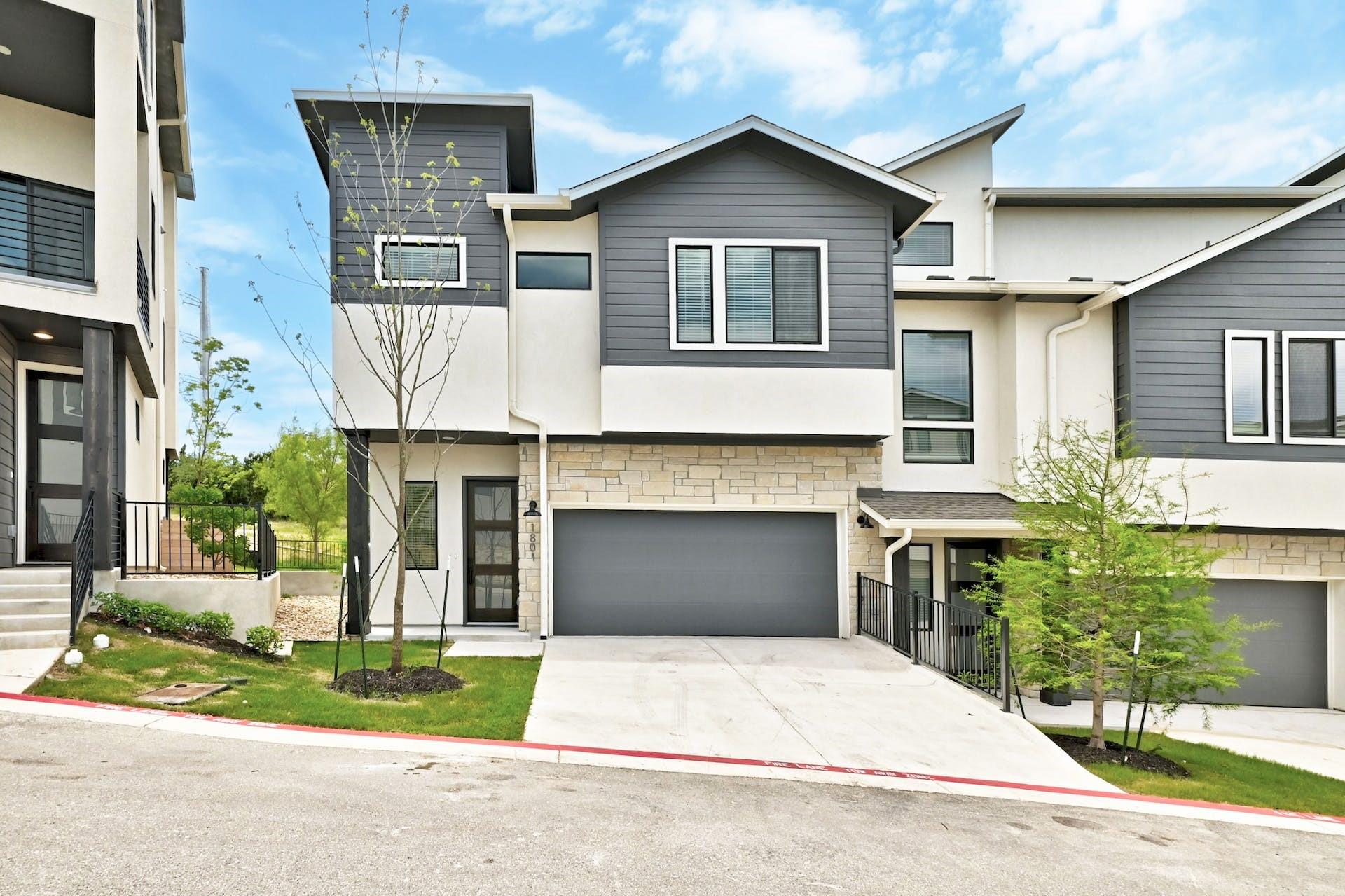 2050 Lohmans Spur # 1801, Lakeway, TX 78734