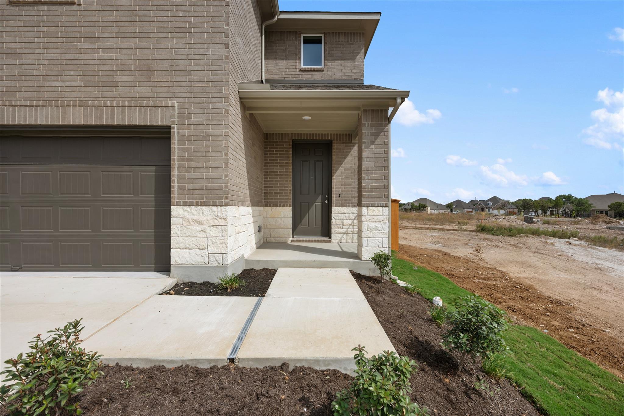 129 Knockout Rose Dr, San Marcos, TX 78666