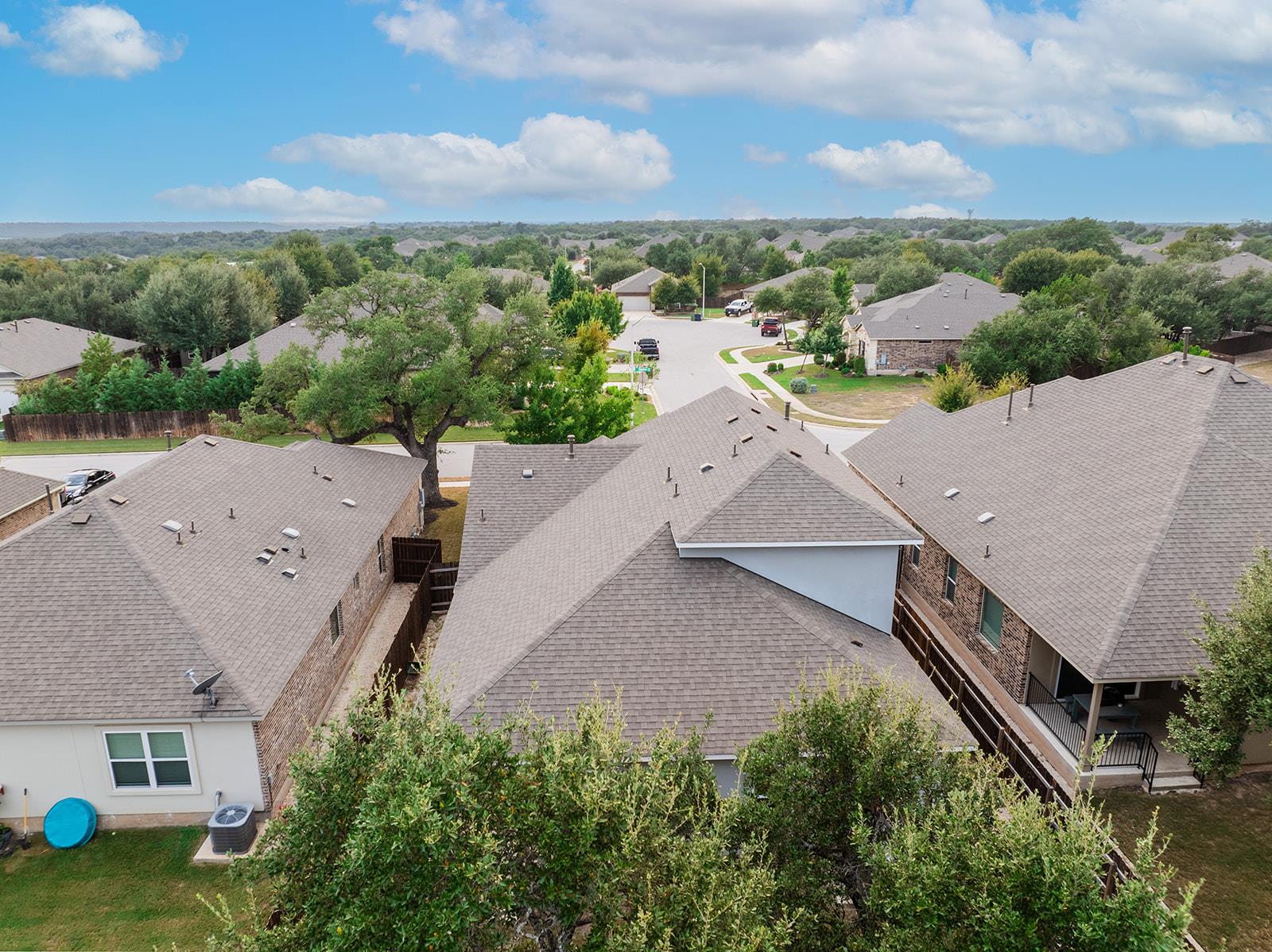 2324 Singletree Bnd, Georgetown, TX 78628