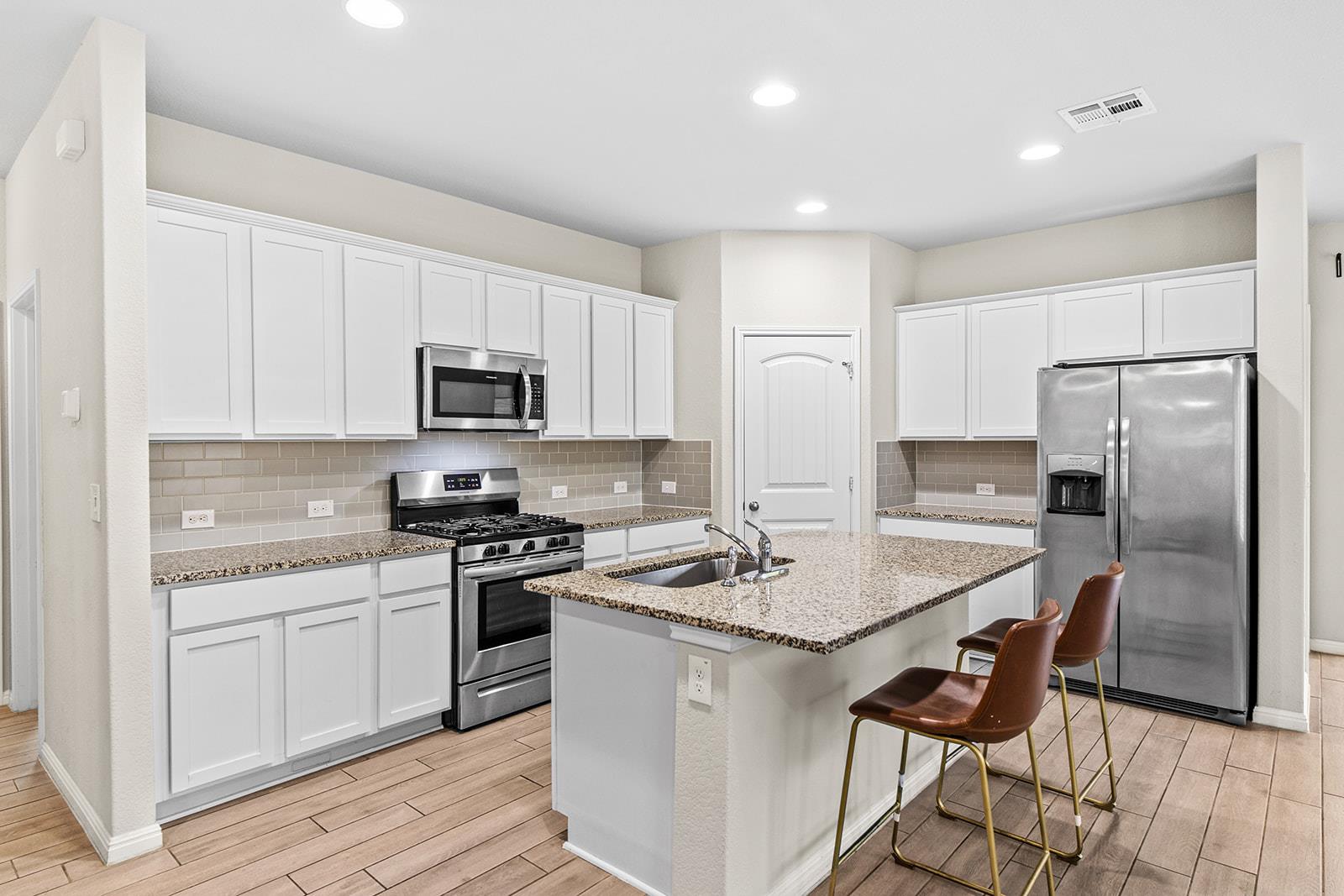 2324 Singletree Bnd, Georgetown, TX 78628