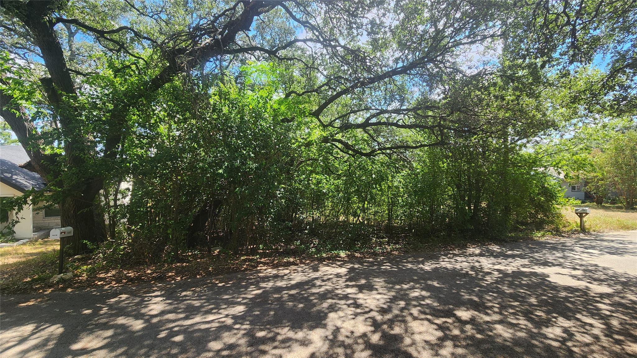 11003 4th St, Jonestown, TX 78645