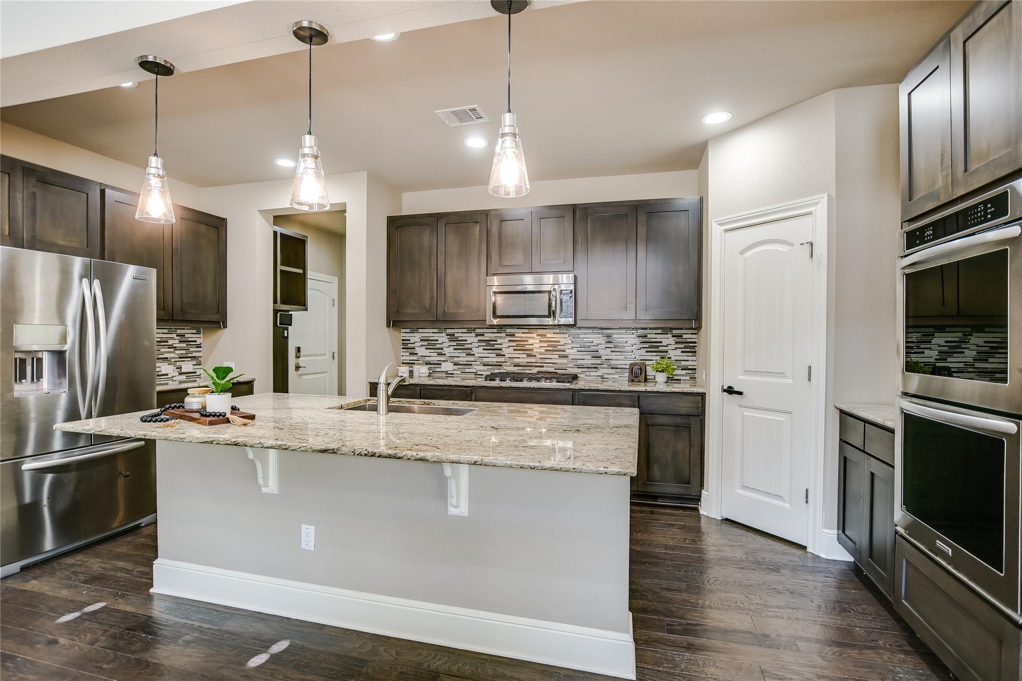 416 Cherokee Rose Cir, Georgetown, TX 78626