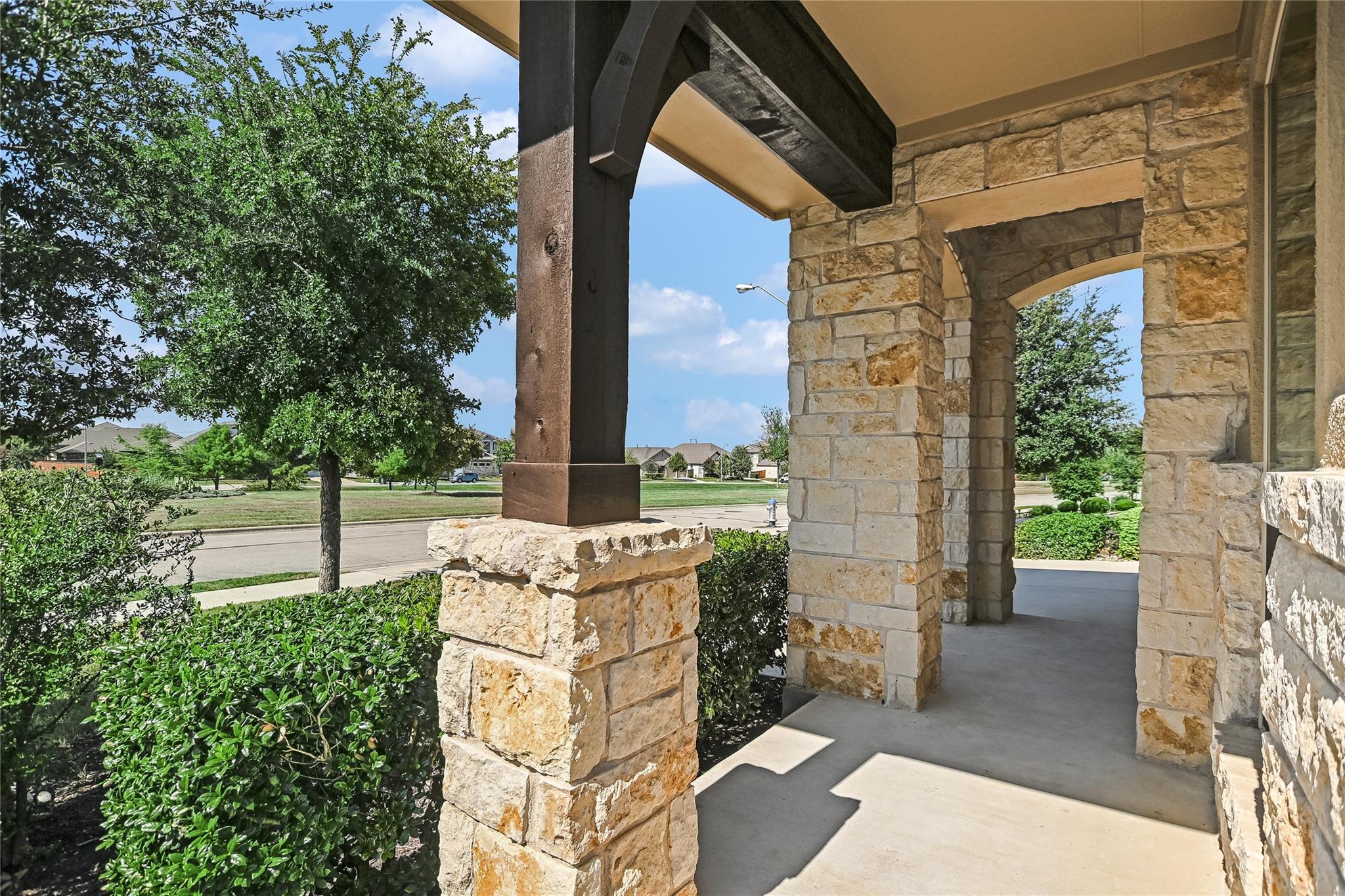 416 Cherokee Rose Cir, Georgetown, TX 78626