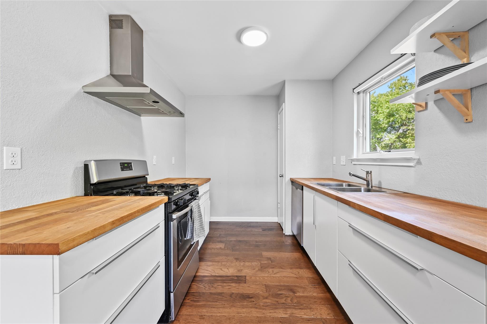 12024 Thompkins Dr, Austin, TX 78753