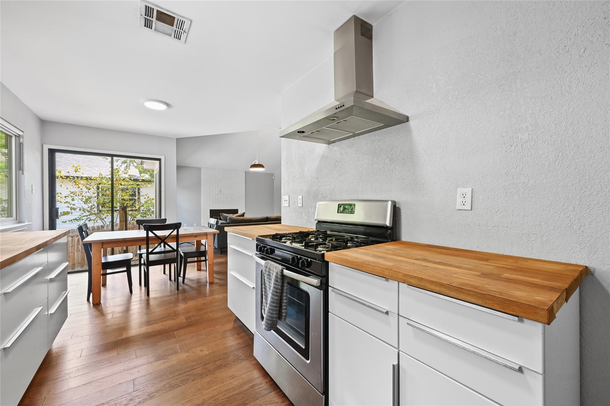 12024 Thompkins Dr, Austin, TX 78753