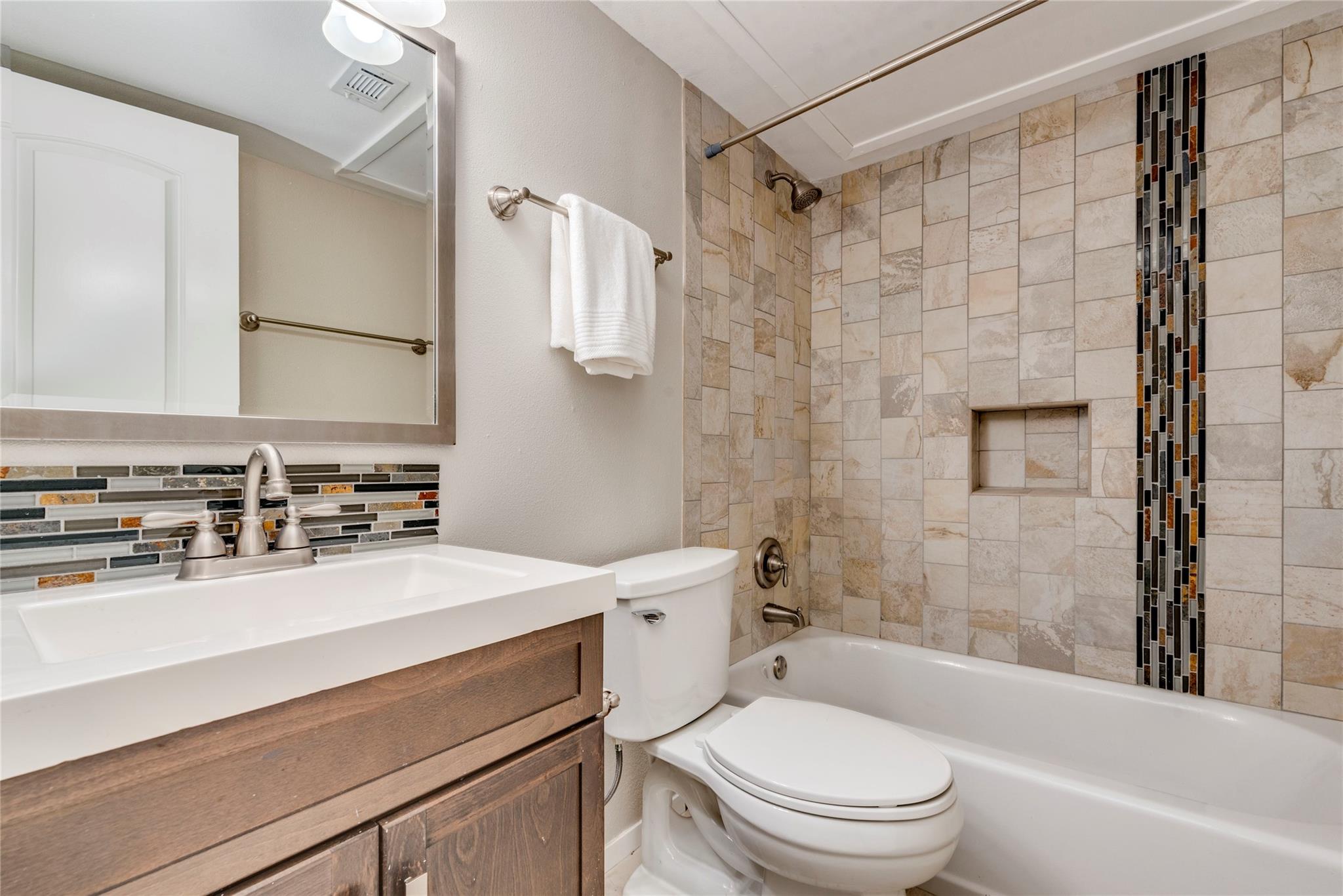 6910 Hart Ln # 805, Austin, TX 78731