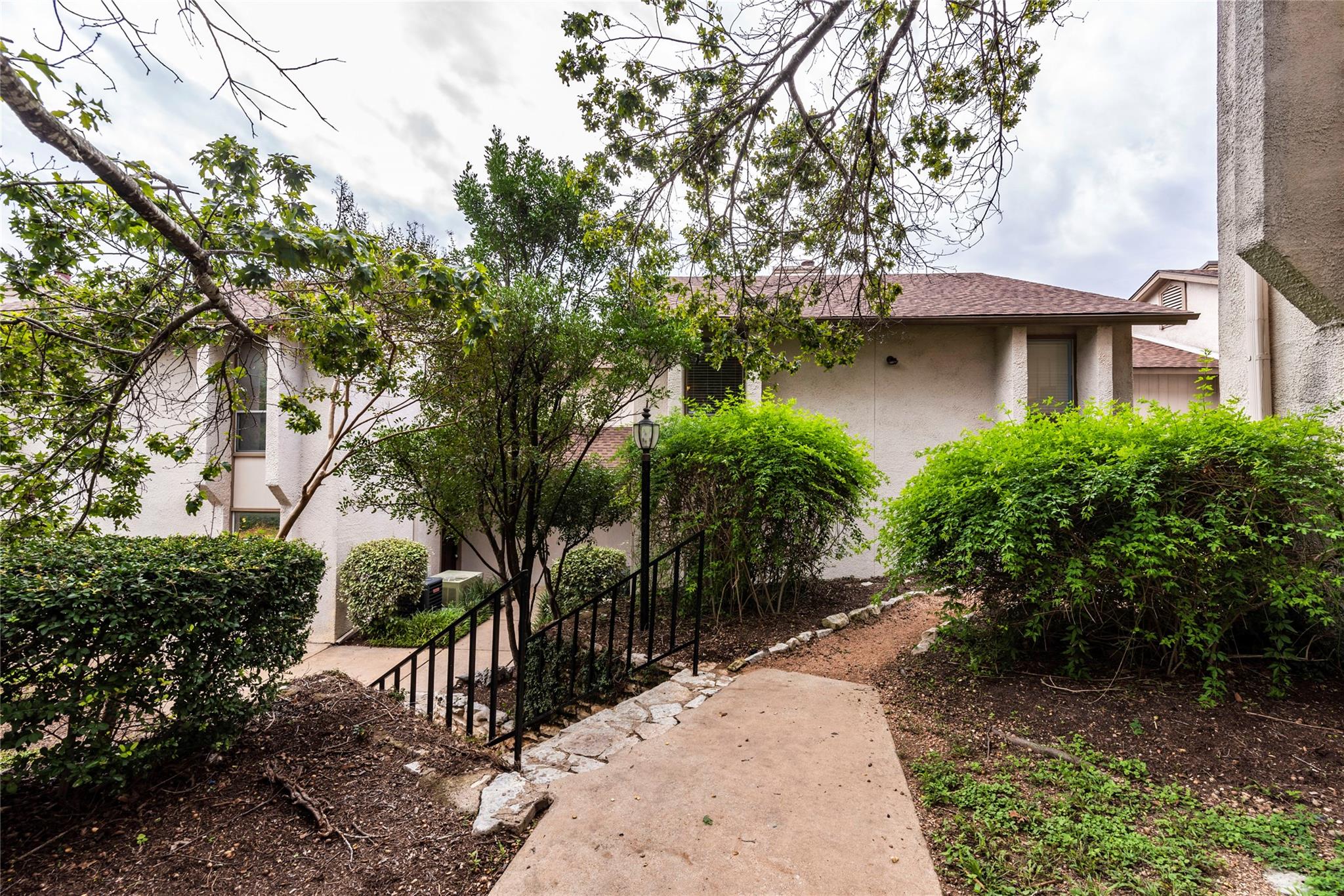 6910 Hart Ln # 805, Austin, TX 78731